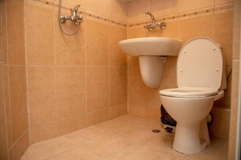 Convenient 1-Bedroom Flat Next To Harmanite Beach Sozopol Extérieur photo