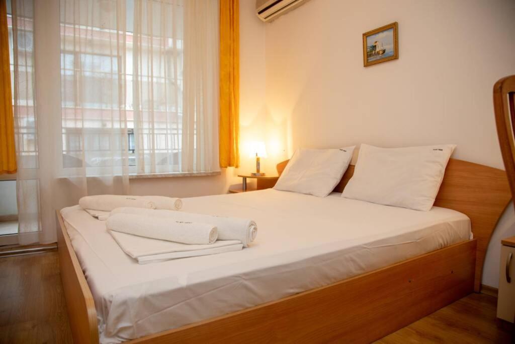 Convenient 1-Bedroom Flat Next To Harmanite Beach Sozopol Extérieur photo